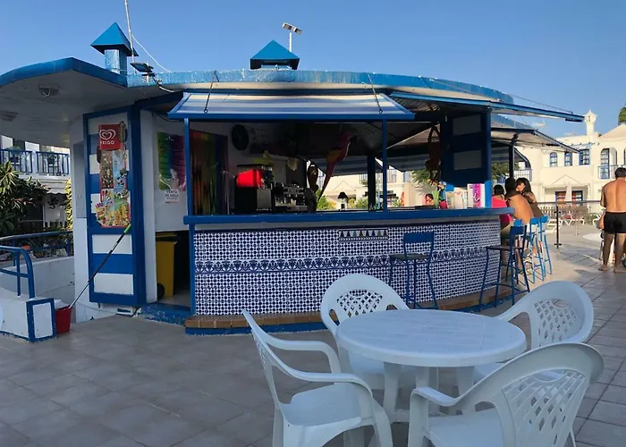 Апартаменты Playmar *