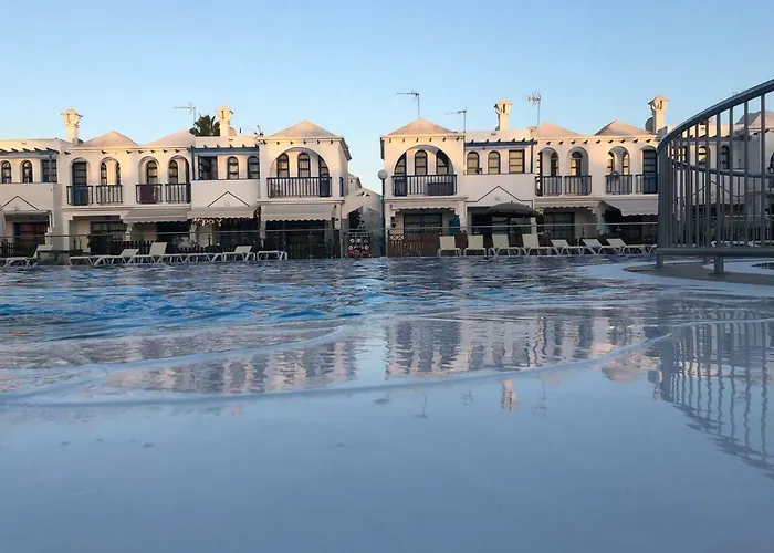 Апартаменти Playmar